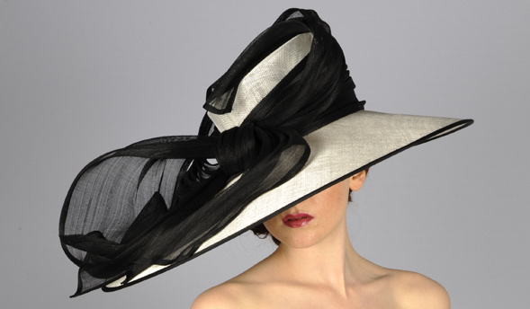 scala straw hats